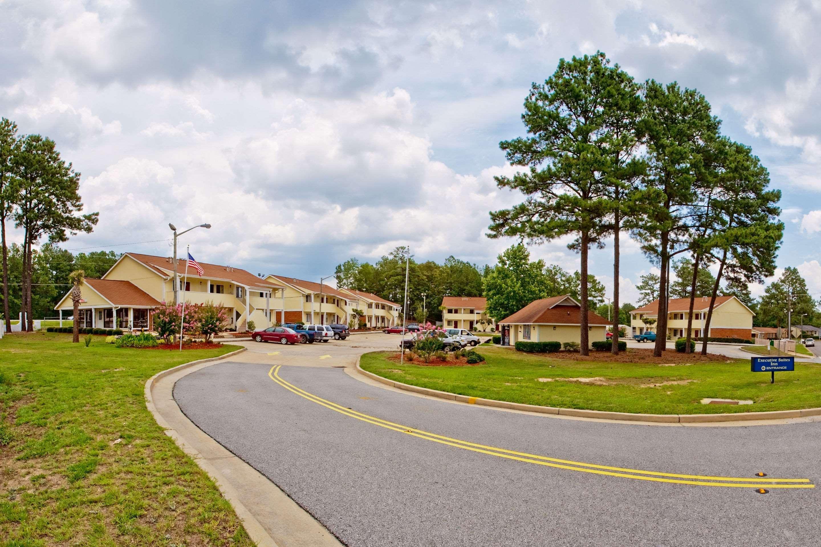 Rodeway Inn & Suites Hephzibah Augusta Exterior foto